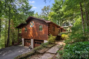 423 Rambling Dr, Hendersonville, NC 28739 - Photo 1