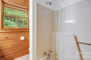 423 Rambling Dr, Hendersonville, NC 28739 - Photo 26