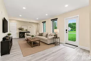 108 W Lee Ave, Bessemer City, NC 28016 - Photo 4