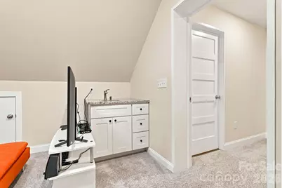 108 W Lee Avenue, Bessemer City, NC 28016 - Photo 26
