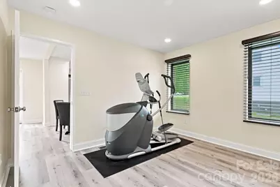108 W Lee Avenue, Bessemer City, NC 28016 - Photo 20