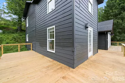 3954 Nc 80 Highway, Bakersville, NC 28705 - Photo 4