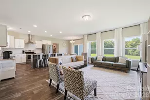3154 NE 43rd Ave, Hickory, NC 28601 - Photo 10