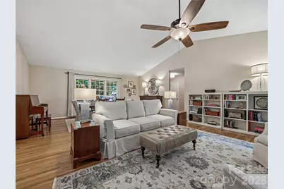 206 Southwood Court, Fletcher, NC 28732 - Photo 8