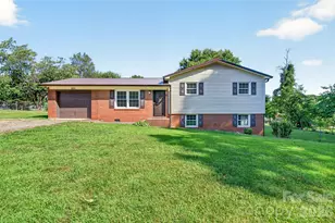 823 Flint Dr, Statesville, NC 28677 - Photo 1