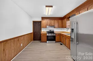 823 Flint Dr, Statesville, NC 28677 - Photo 10