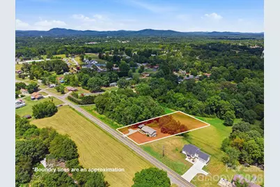 4186 Horseshoe Bend Road, Hudson, NC 28638 - Photo 2