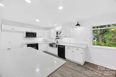 2087 Marquesas Avenue, Tega Cay, SC 29708 - Photo 4
