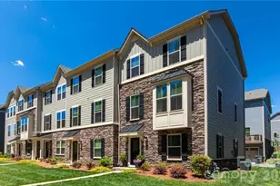 3023 Salix Bend Dr, Charlotte, NC 28205 - Photo 2