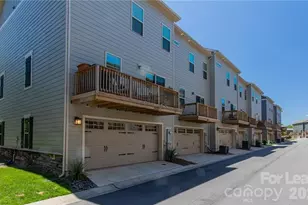 3023 Salix Bend Dr, Charlotte, NC 28205 - Photo 4