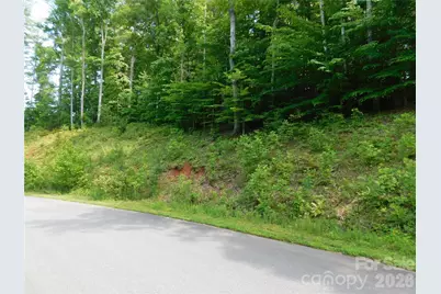 305 E Settings Boulevard NW #95, Valdese, NC 28690 - Photo 4
