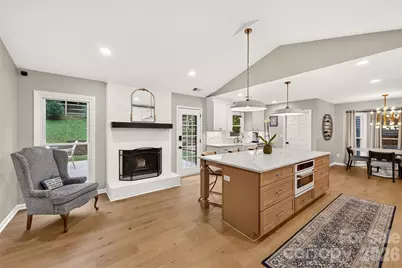 3027 Deep Meadow Lane, Charlotte, NC 28210 - Photo 10