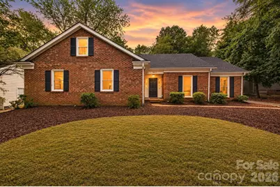 3027 Deep Meadow Lane, Charlotte, NC 28210 - Photo 2