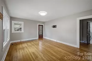 1909 2nd Ave SW, Hickory, NC 28602 - Photo 6