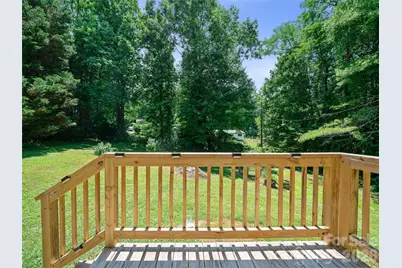 115 Hollifield Street, Spruce Pine, NC 28777 - Photo 16