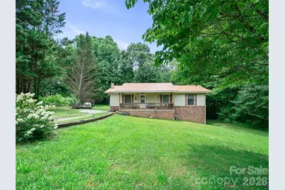 115 Hollifield Street, Spruce Pine, NC 28777 - Photo 1