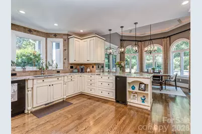 5904 Cabell View Court, Charlotte, NC 28277 - Photo 8