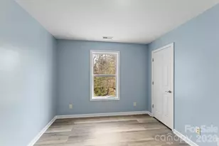 84 Poplar St, Brevard, NC 28712 - Photo 30