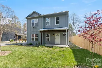 84 Poplar Street, Brevard, NC 28712 - Photo 1