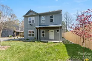 84 Poplar St, Brevard, NC 28712 - Photo 1