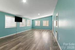 84 Poplar St, Brevard, NC 28712 - Photo 12