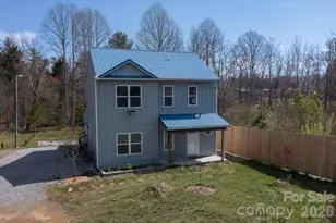 84 Poplar St, Brevard, NC 28712 - Photo 40