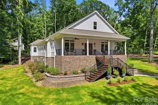 2698 Oakhurst Dr, Rock Hill, SC 29732 - Photo 1