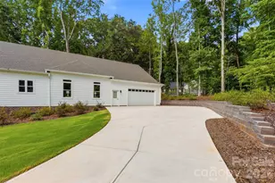 2698 Oakhurst Dr, Rock Hill, SC 29732 - Photo 42