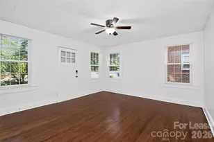 906 S York St, Gastonia, NC 28052 - Photo 4