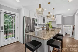 511 Merwick Cir, Charlotte, NC 28211 - Photo 10