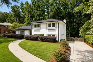 511 Merwick Cir, Charlotte, NC 28211 - Photo 2