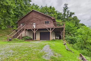 7904 Pinnacle Wind Ln, Lenoir, NC 28645 - Photo 2