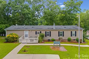 2071 Chameleon Rd, York, SC 29745 - Photo 2