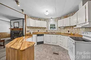 2071 Chameleon Rd, York, SC 29745 - Photo 6