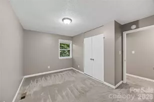 9408 Spruce Pine Pl, Charlotte, NC 28210 - Photo 8