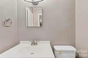 9408 Spruce Pine Pl, Charlotte, NC 28210 - Photo 18