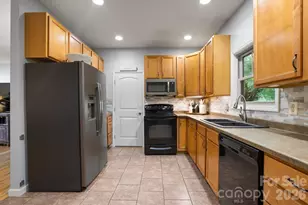 34 Grandview Ct, Asheville, NC 28806 - Photo 8