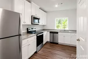 1224 Nia Rd, Charlotte, NC 28215 - Photo 6