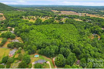 1273 Shirebourn None, Hickory, NC 28602 - Photo 2