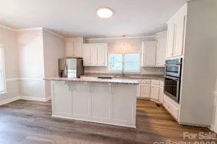 212 Timberlane Dr, Belmont, NC 28012 - Photo 2