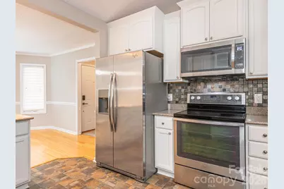 1005 Kenilworth Court NW, Concord, NC 28027 - Photo 4