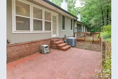 1005 Kenilworth Court NW, Concord, NC 28027 - Photo 2