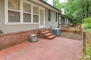 1005 Kenilworth Ct NW, Concord, NC 28027 - Photo 2