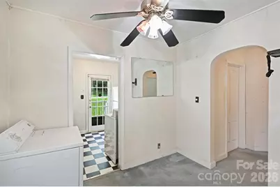 1211 Woodland Drive, Charlotte, NC 28205 - Photo 4