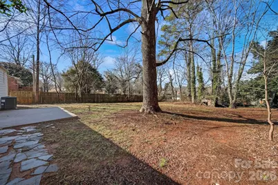 1512 N Deal Avenue, Newton, NC 28658 - Photo 24