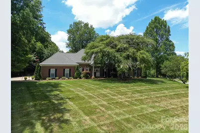 145 Baymount Drive, Statesville, NC 28625 - Photo 2
