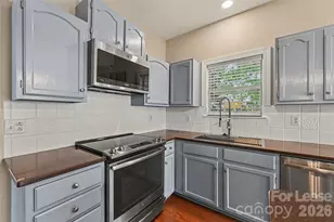 9201 Hanworth Trace Dr, Charlotte, NC 28277 - Photo 8