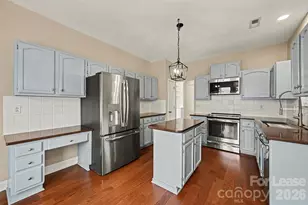 9201 Hanworth Trace Dr, Charlotte, NC 28277 - Photo 6