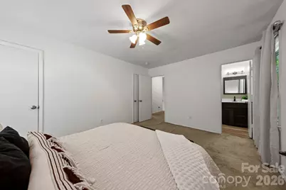 6435 Bridlewood Lane, Charlotte, NC 28215 - Photo 16