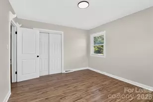 6901 Ridge Ln Rd, Charlotte, NC 28262 - Photo 12